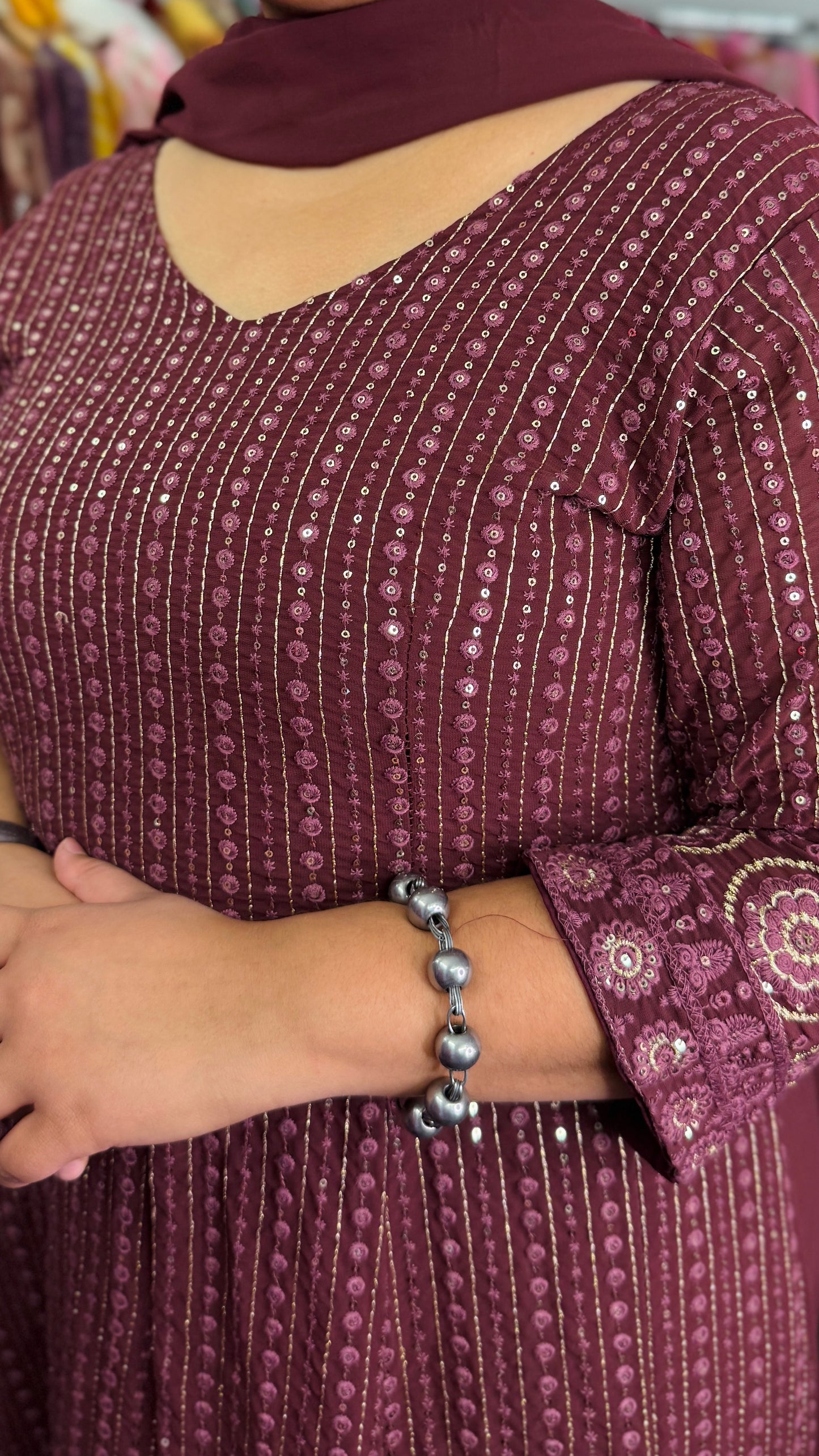 Georgette sequence work suit