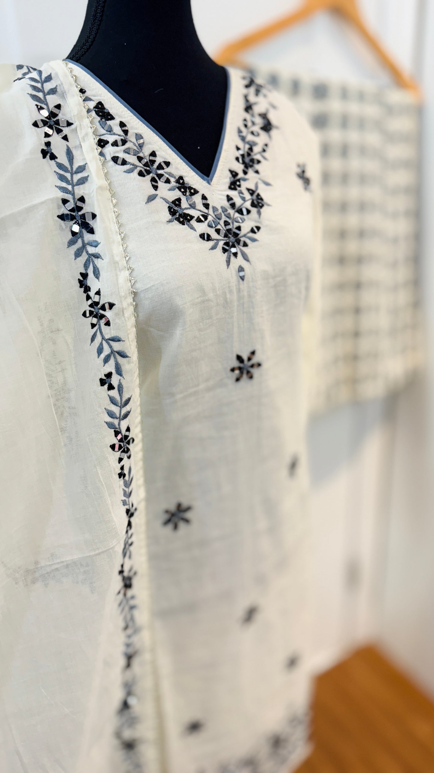 Pure cotton embroidered suit