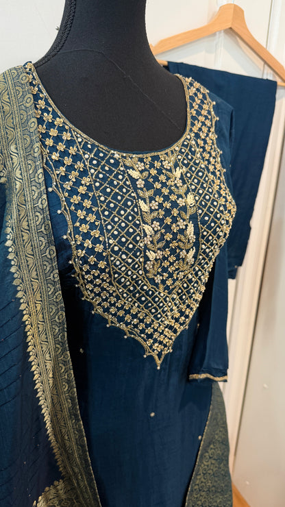 Silk handwork suit