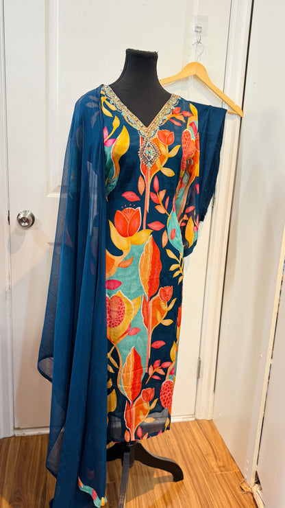 Pure chinnon suit
