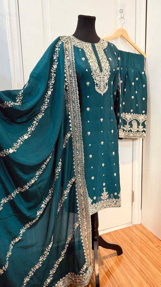 Chinnon garara suit