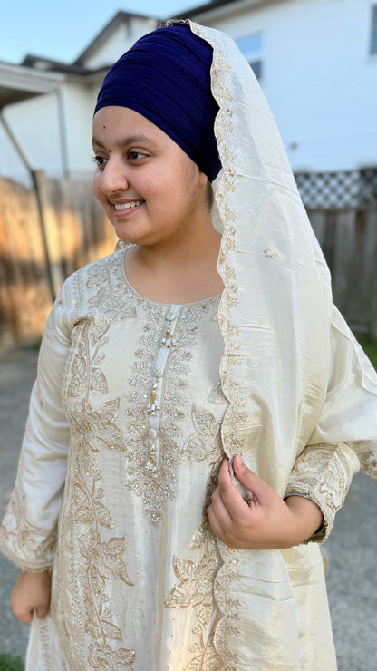 Pakistani suit