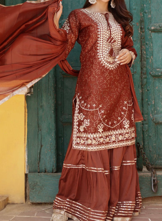 Garara suit
