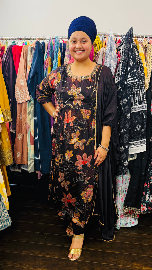 Chinnon nyra cut suit
