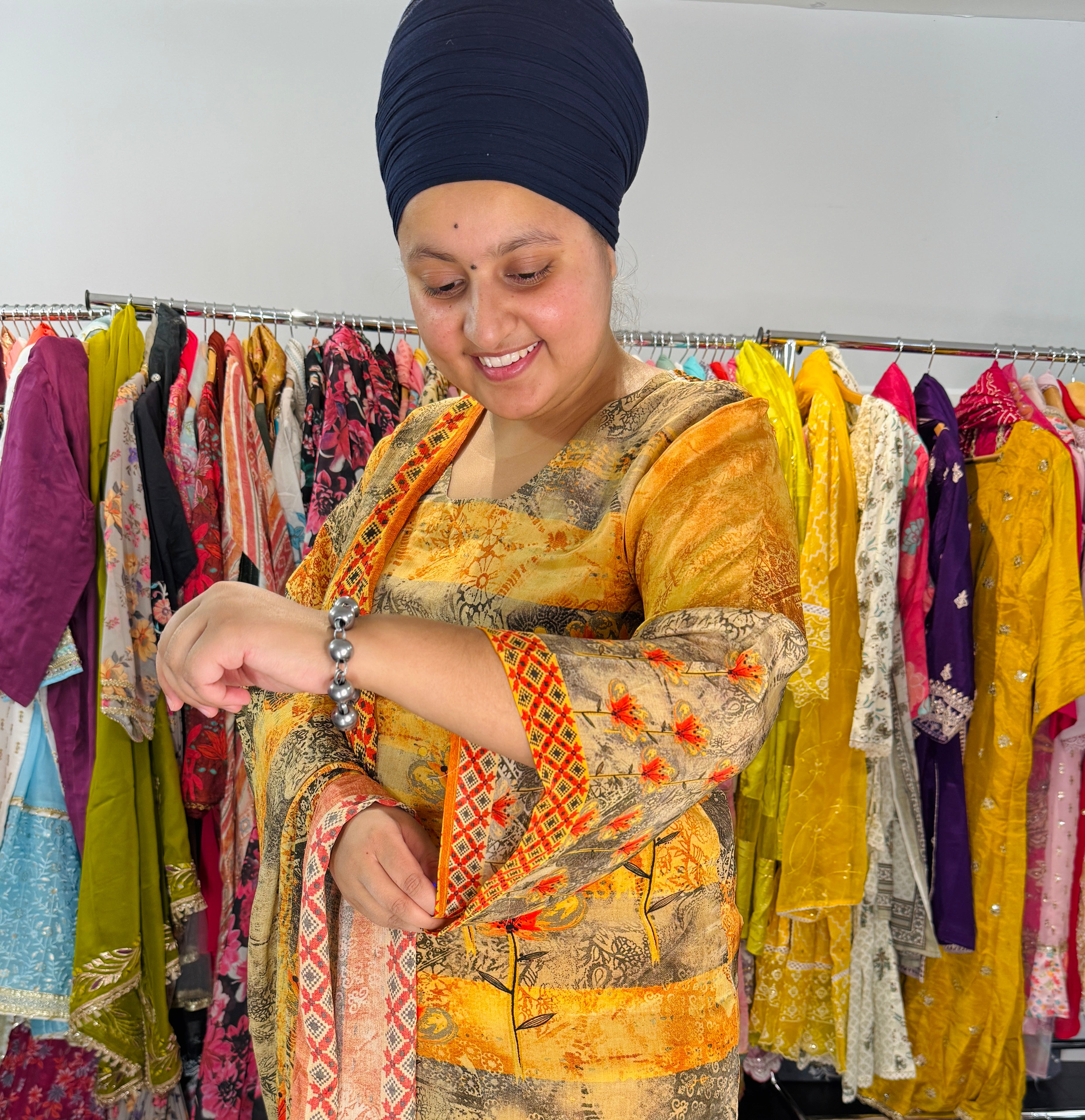 Pure crepe A-line suit