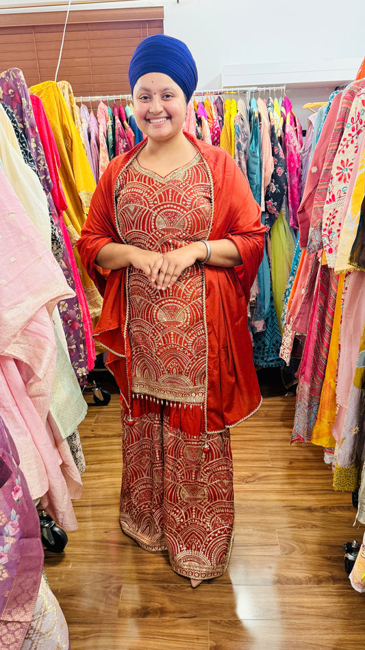 Chinnon party wear suit